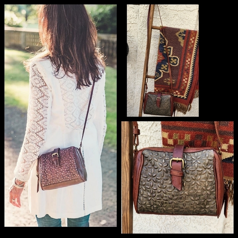 Anabaglish Quilted Crossbody.‎